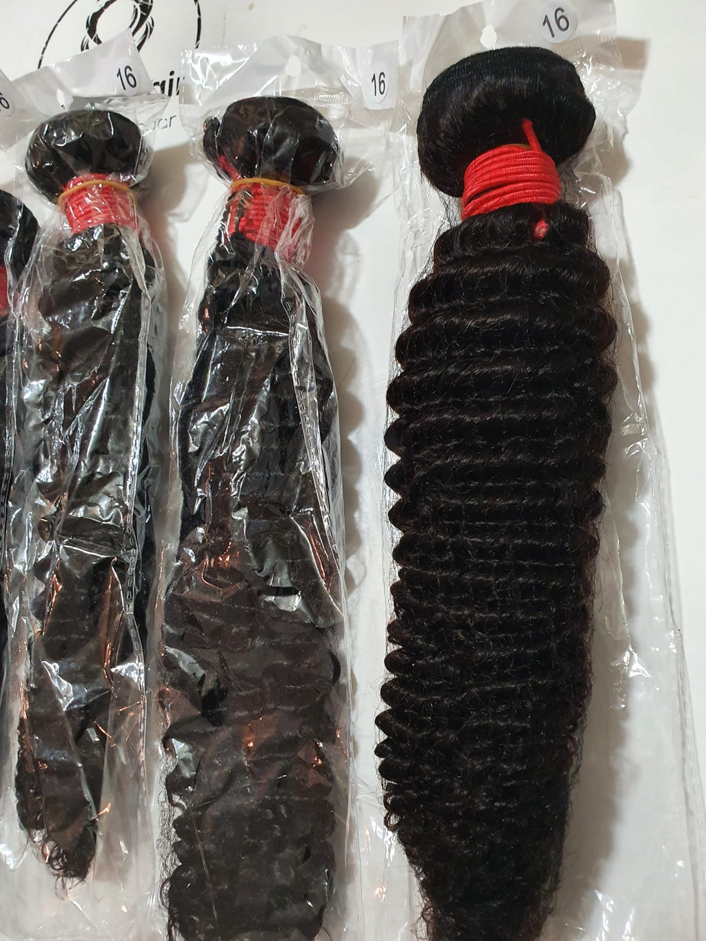 hair, curly hair, kinky curly hair, human hair curly wig, natural curly wig, frontal lace wig, Pruiken, 100% human hair, echt haar, kant-en-klare wig, already made wig, bundels, weaves, closure, frontal, u-part wig, ponytails, bodywave, straight, Jerry curly, waterwave, natural wave, 
